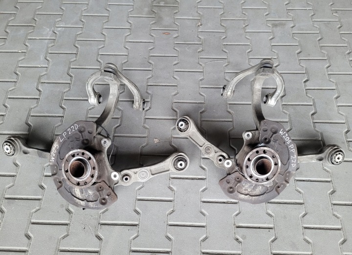 Achsschenkel Radnabe Radlager vorne rechts Querlenker vorne MERCEDES C W205 2.2 D CDI HYBRID