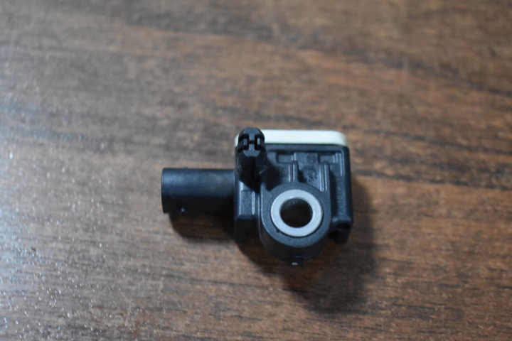 IDEALNY Beschleunigungssensor Crashsensor PORSCHE AUDI 1