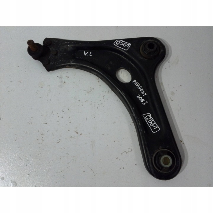 Peugeot 208 und Citroen C3 III Querlenker vorne links (Q561)