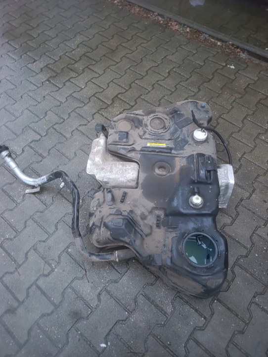 tank kraftstofftank VOLVO V60 2,0D 31331714 31331715 31331716