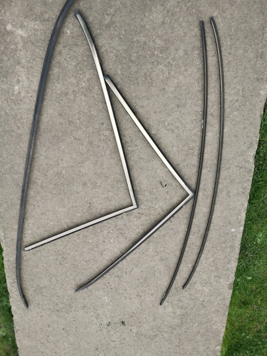 Moulage Toit Toit Gauche Droit MERCEDES W124 Berline chrom Vitres Arrière