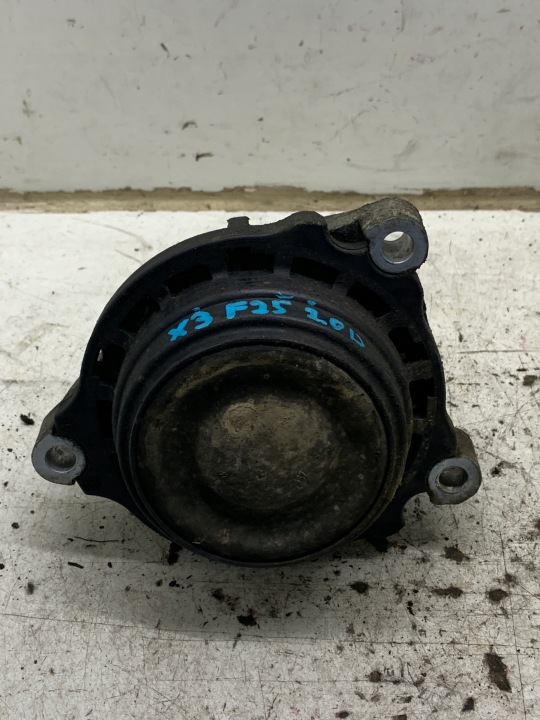 airbag Supporto motore staffa fissaggio sinistra 6850481 BMW X3 F25 2.0D X-DRIVE 4X4