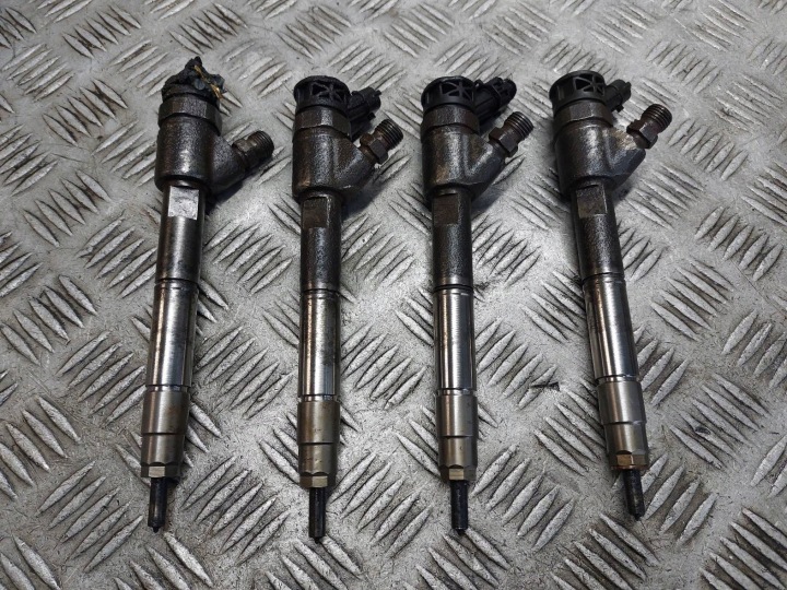 Injecteur Injecteur KOMPLET IVECO DAILY IV LIFT 5801644454 0445110564