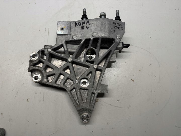 holder engine mount right HYUNDAI KONA EV electrical 2018