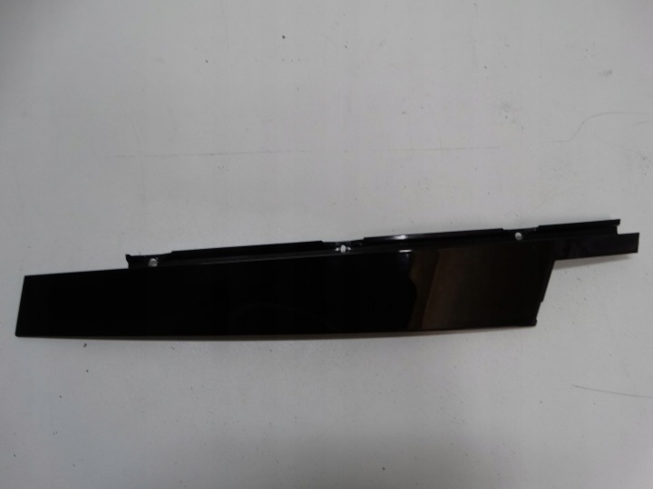 moulding pillar door right front RENAULT LAGUNA III