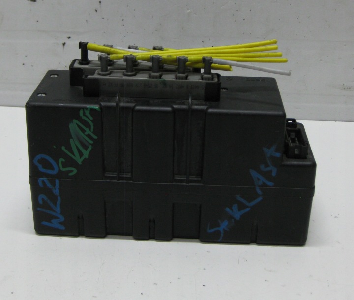 MERCEDES W220 Pompa Della serratura Centrale 2208001148