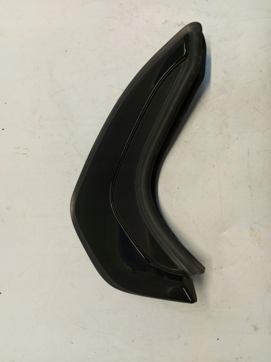 BMW F40 M135i Blende Abdeckung des Kotflügels rechts 7474002