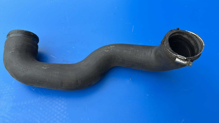 SAAB 9-3 II 2007-2011 ROK Tubazione tubo radiatore intercooler 1.9TTID 12822778 z19dtr