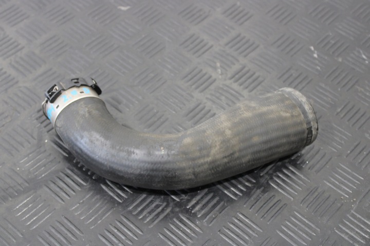 SCHLAUCH ROHR SCHLAUCH INTERCOOLER VOLVO V40 II 2 D2 34985574
