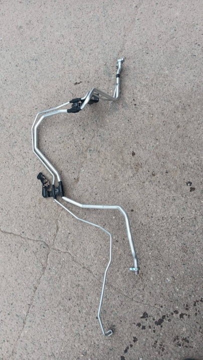 Conduit pieces tuyaux Climatisateur air conditionné Renault Clio VI 924B02867R
