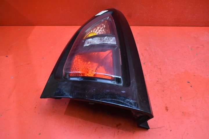 Licht links heck hinten 92401-2K0 KIA SOUL 1 und 08-11