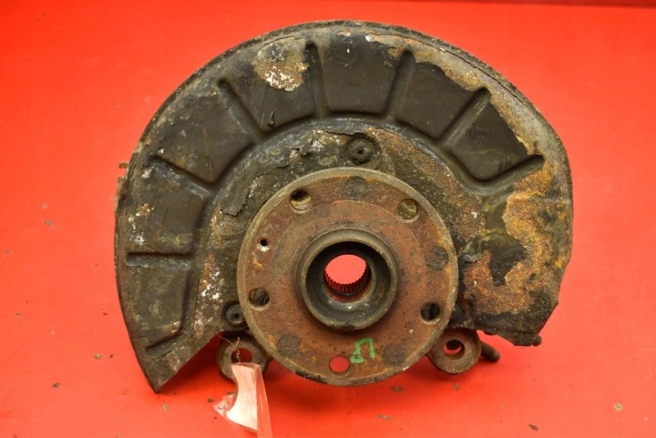 Achsschenkel Radnabe Radlager schenkel links vorne SKODA YETI 1 und 1.4 TSI 150 KM LIFT 13-18