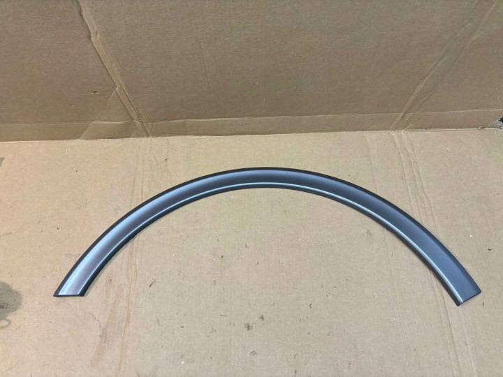 lišta blatníku levý záď AUDI A1 LIFT 8XA071680J