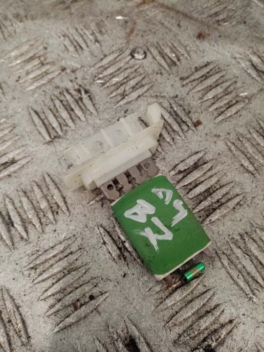 resistor, rheostat, regulator heater fan resistor AUDI A4 B7