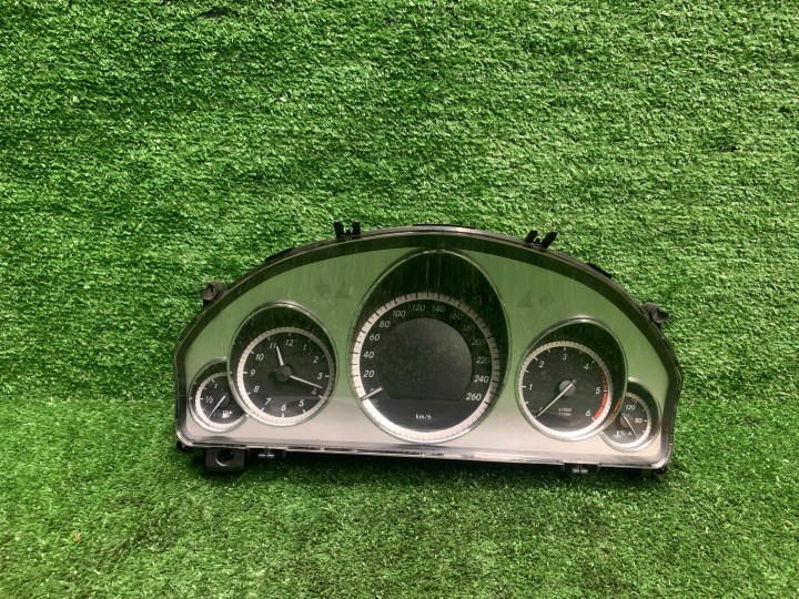 quadro strumenti TACHIMETRO contagiri OROLOGIO MERCEDES E W212 A2129005803