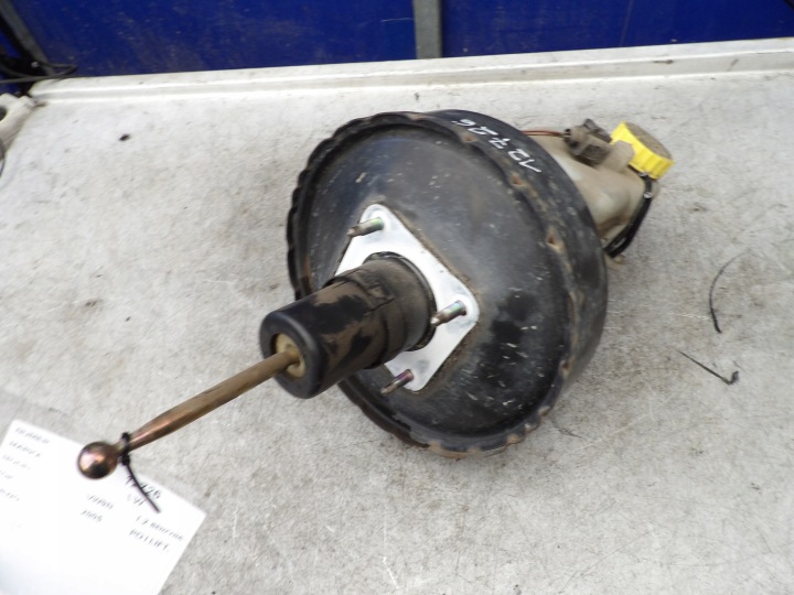 VW Polo 9N 1,2 servo