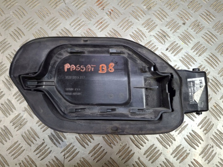 fuel tank door door VW PASSAT B8 KOMBI 2014->