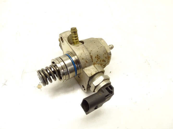Einspritzpumpe des Kraftstoffsbehälters AUDI TT 8S A3 8V A6 VW GOLF VII 2.0 TSI 06L127025N