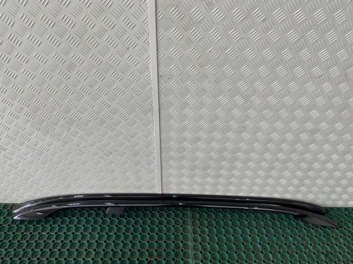 NISSAN QASHQAI J10 06-13 lyžiny střešní pravý levý KOMPLET cerný POLYSK