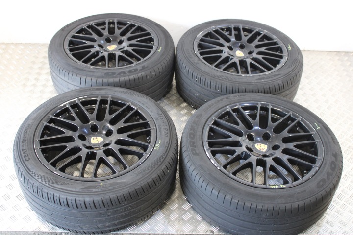 ruote CERCHI CERCHI RUOTE 275/45 R20 PORSCHE CAYENNE II 2 7P5 LIFT