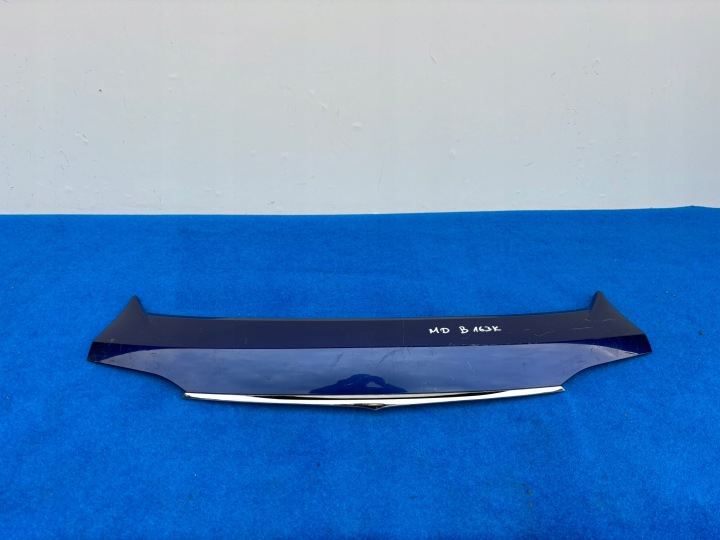 MASERATI LEVANTE krytka kapoty lišta SPOILER 670042733 MDB163P