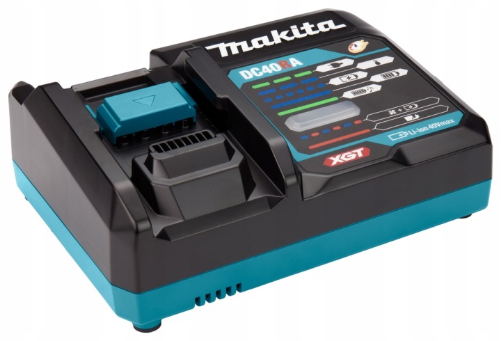 Nabíječka baterií Makita DC40RA Xgt 40v 191E07-8 rychlá pro akumulátor