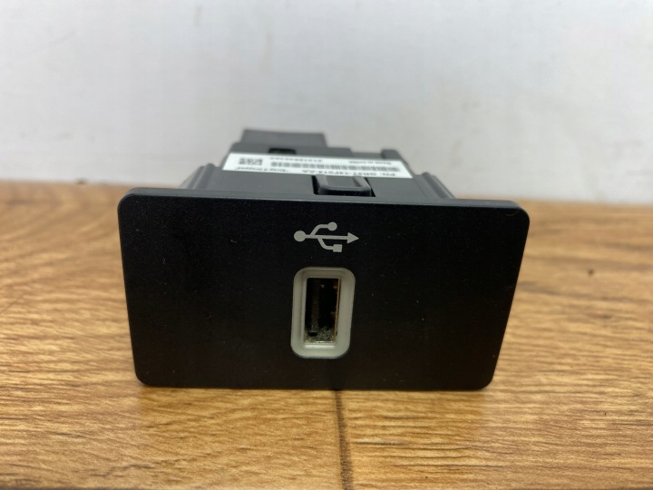 Adattatore USB Ford Mustang VI 2015+ USA