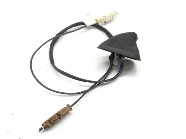Antenne GPS RENAULT MASTER III 282177041R