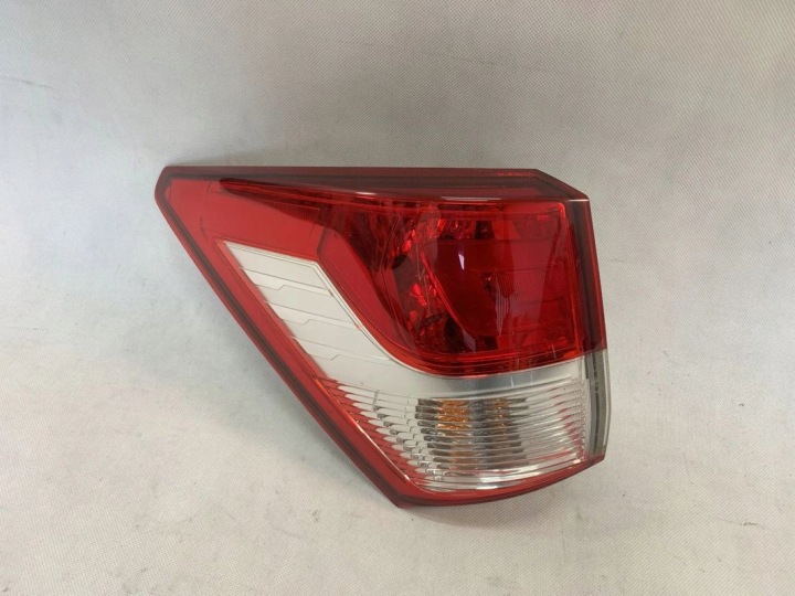 SsangYong Rodius 2 II 12-19r Licht links heck hinten 01.25 LHBM001911