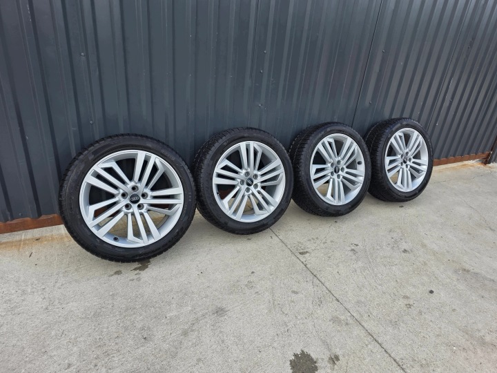 Jantes Jante KOMPLET AUDI 5X112 8.0J R20 ET33 80A601025L + Pneumatiques, pneus ZIMA 24R