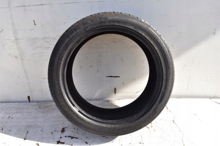 Reifen Letnia NEXEN N'FERA RU1 235/45R19 95W 6,83mm