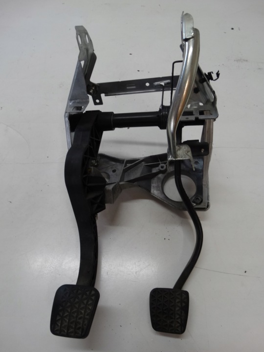 pedale kvačila i kočnice OPEL VECTRA C 24401376