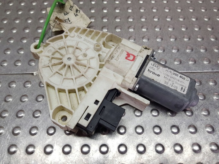 Motor MECHANIZMU Fenster rechts vorne 4L0959802B AUDI Q7 4L