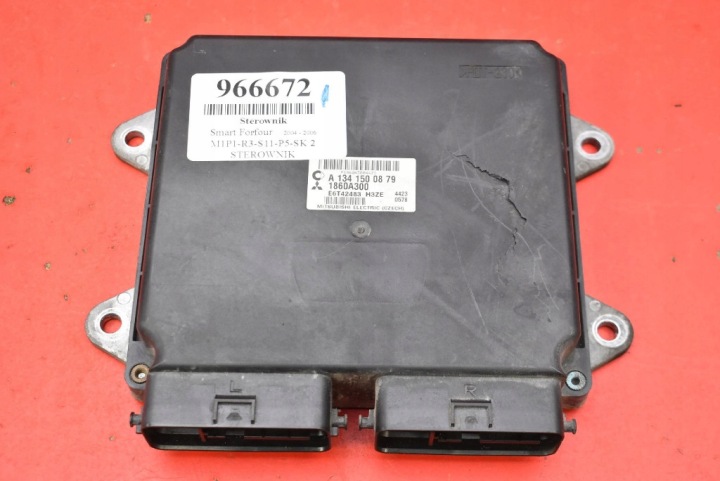 Unité de contrôle Ordinateur Moteur A1341500879 SMART FORFOUR 1 et 1.1 75 KM 04-06