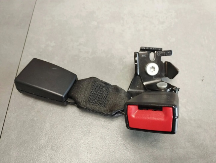 Mercedes-Benz GLC X253 ZAPINKA supports A2058600669