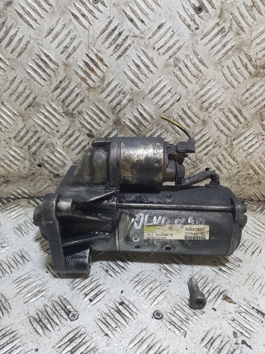 štartér VOLVO V 40 30620657 1.9 D