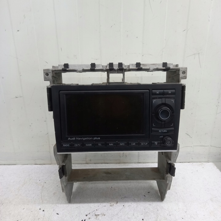 RADIO Navigation FABRYCZNA AUDI AUDI A4 B7 8E0035192C