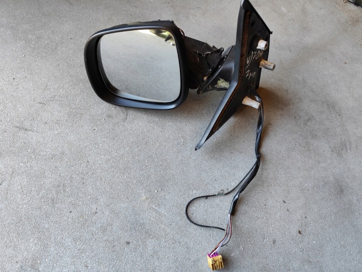 SPECCHIETTO RETROVISORE VW T5 LIFT sinistro autisti 7 pin non ce l’ha obudowy