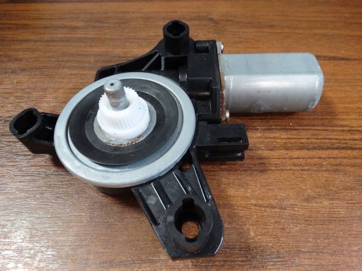 mini motor door windows MERCEDES W167 W177 W243 1