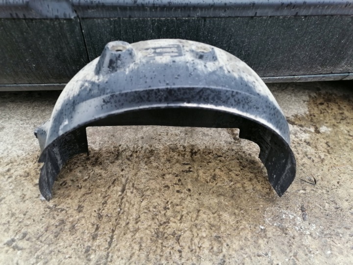 RENAULT TRAFIC II 06-Radschale rechts heck hinten