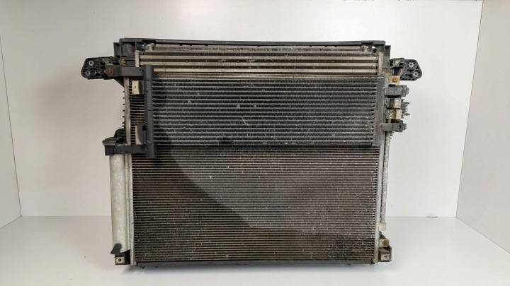 Alfa Romeo Stelvio 50555880 Komplet chladiče 2.2 jtd chladiče ventilátor