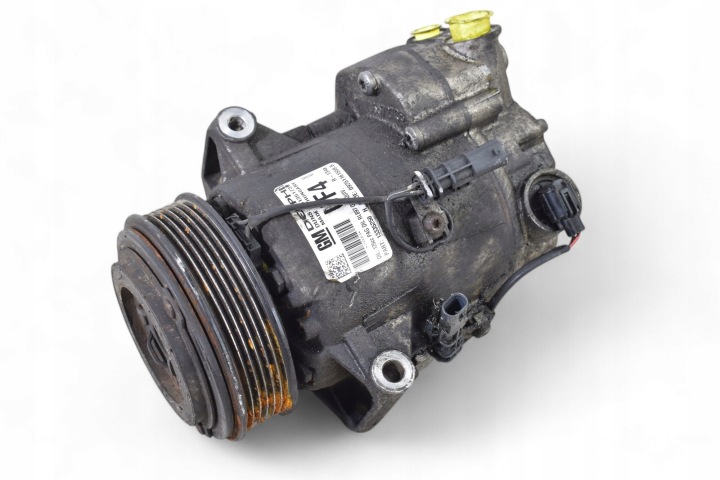 Compresseur Climatisateur air conditionné OPEL ASTRA J 1.6 16V 13335250
