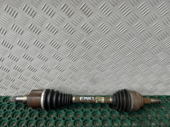 FORD FOCUS MK3 14-18 ST 2.0 ECOBOOST poluosovina lijeva rešetka EV61-3B437-GA OE