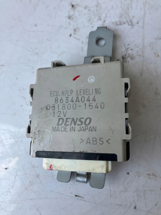 Module Phares XEXON PEUGEOT 4007 8634A044