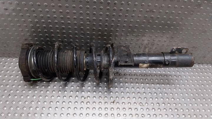 Stoßdämpfer rechts links vorne 6Q0413031BM VW POLO IV IBIZA III FABIA und II