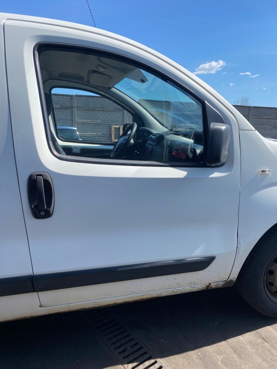Peugeot Bipper 07-17 Portière Droit Avant Avant kod lakieru EWP