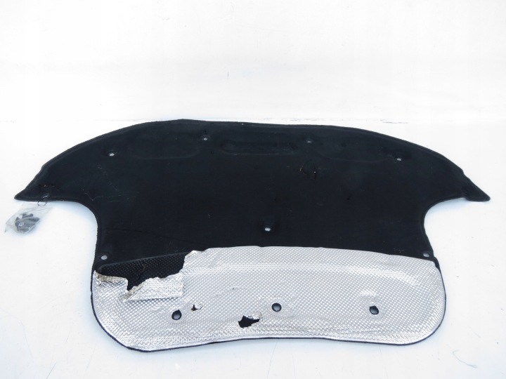 Insonorizzazione PODBITKA del cofano SPINKI MERCEDES CLS W218