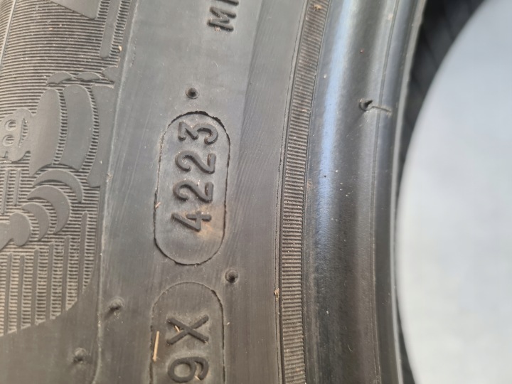 WINTER MICHELIN CROSSCLIMATE 2 235/50 R18 6