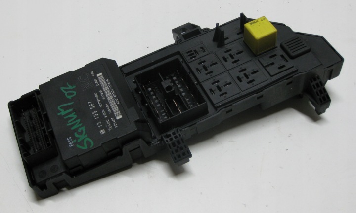 OPEL SIGNUM 07R LIFT Skrinka BSI modul SEROWNIK KOMFORTU 13193587 13223679