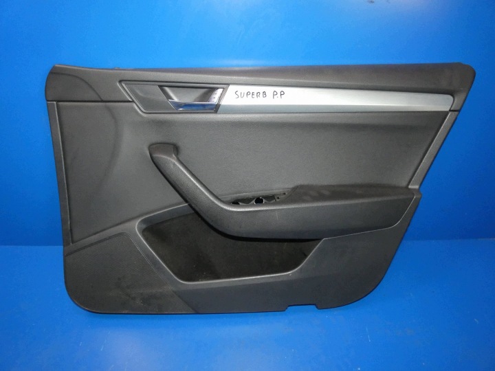SKODA SUPERB III 3V Latérale/côté Habillage revêtement panneau intérieur porte Portière Droite Avant